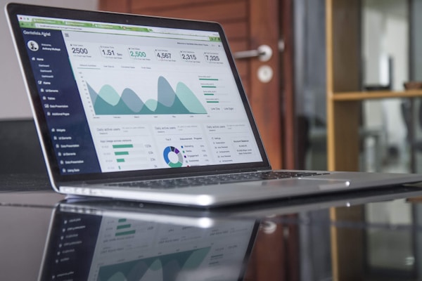 WhiteStart – AI-Powered Marketing & Communication